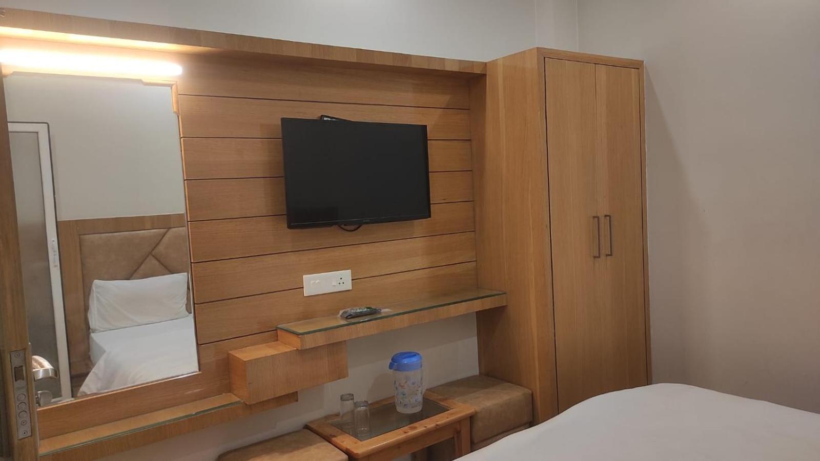 הרידוואר Hotel Ganga Rani מראה חיצוני תמונה